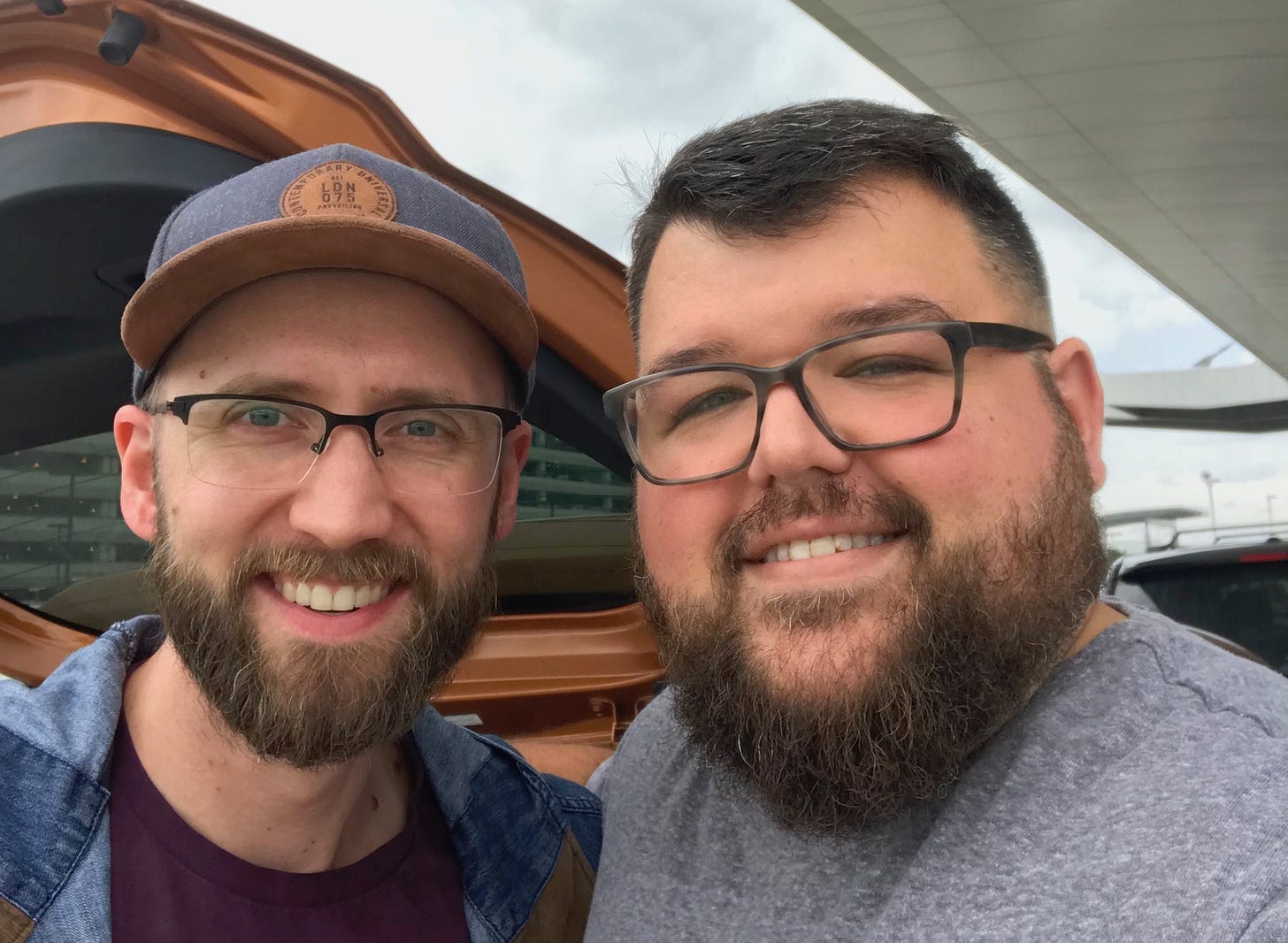 I traveled to Raleigh, NC for the first time ever, to surprise Stevie Benz with some great hangs. I traveled to Raleigh, NC for the first time ever, to surprise Stevie Benz with some great hangs.