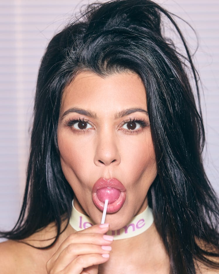 I tried the Lemme Glow Lollipops from Kourtney Kardashian with collagen and vitamin C. 