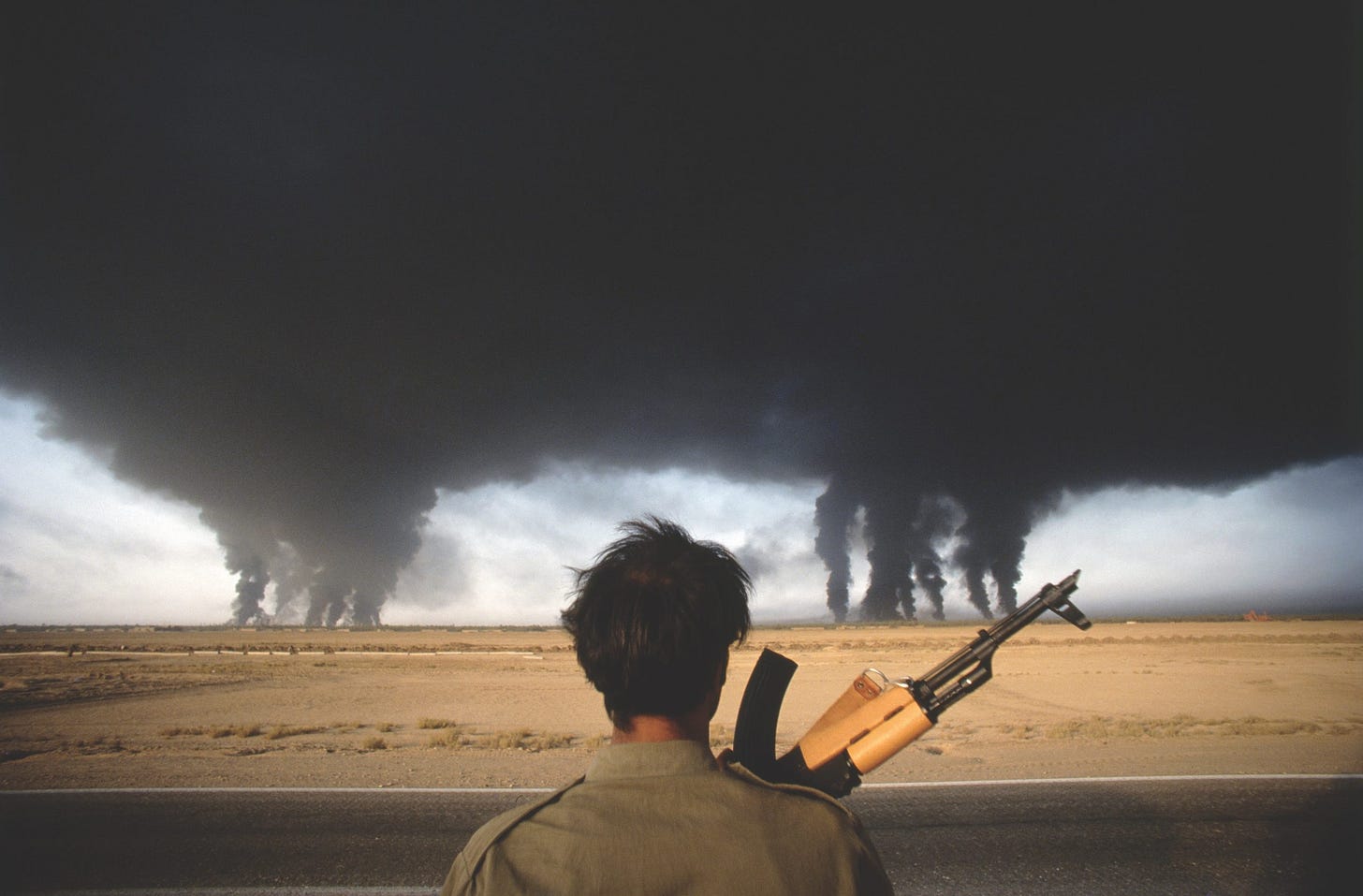 Iran and Iraq Fought a War for 8 Years, Killed Millions and Achieved Nothing Iran and Iraq Fought a War for 8 Years, Killed Millions and Achieved Nothing