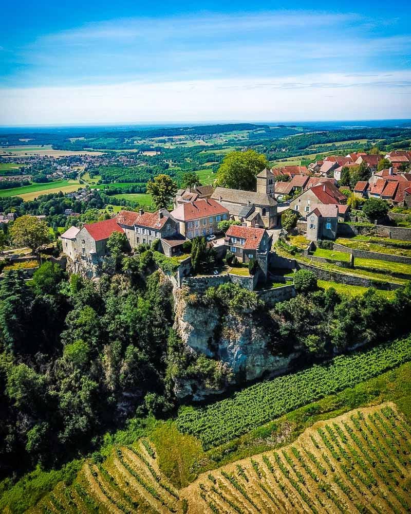 Chรขteau-Chalon, Jura - Complete Guide to Visiting the Village Chรขteau-Chalon, Jura - Complete Guide to Visiting the Village