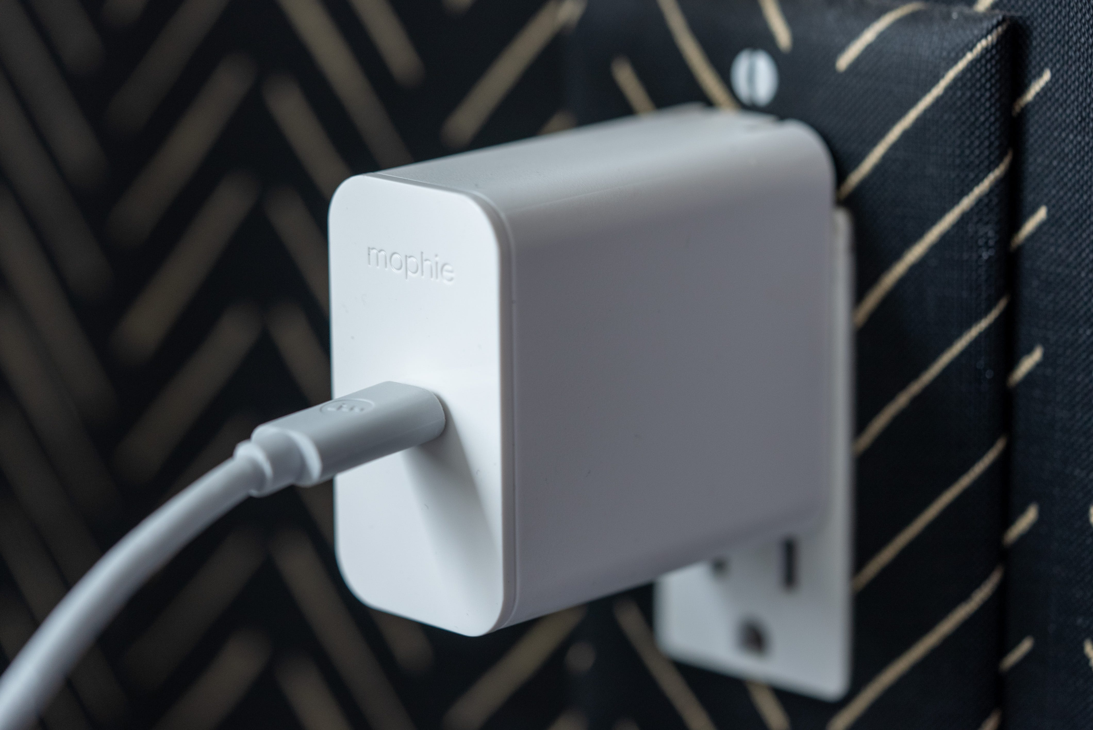 Mophie speedport 67 review: we tested this GaN wall charger – it's