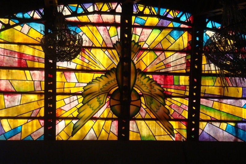 Three-Dimensional Painting on the Plane Glass | GAOMON