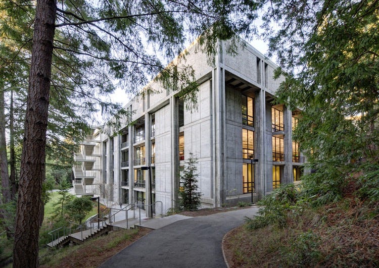 McHenry Library / Bora Architects | ArchDaily