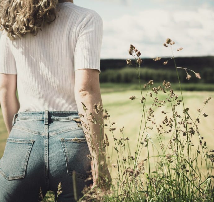 The Midlife Glow-Up: How to Reinvent Your Health, Confidence & Self-Image