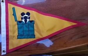 A yellow triangle flag with a raccoon on it

AI-generated content may be incorrect.