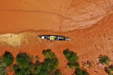 Un fleuve ravagé par l'exploitation du nickel Un fleuve ravagé par l'exploitation du nickel