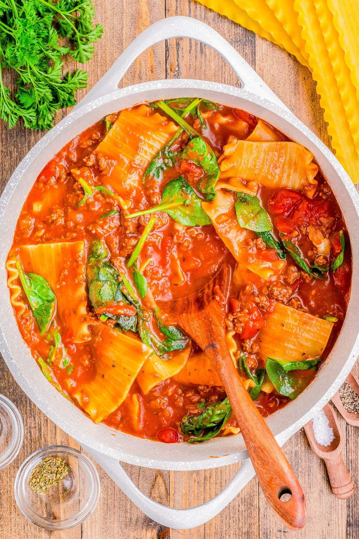 One-Pot Lasagna Soup with Ground Beef