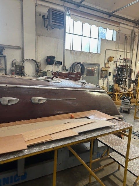 RIVA CEAUSESCU 3.jpg