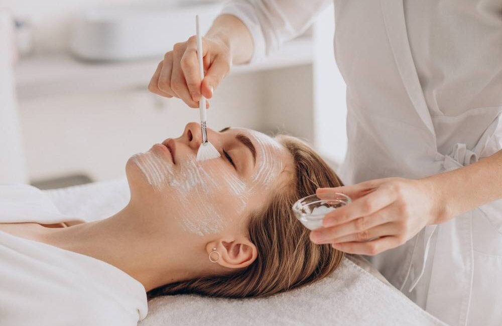 Aspiring for Beauty: How Rising Disposable Income is Transforming Indonesia’s Beauty Market 