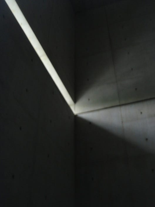 光之教堂另一側視角|來源:ArchDaily / Tadao Ando Architect and Associates 光之教堂另一側視角|來源:ArchDaily / Tadao Ando Architect and Associates