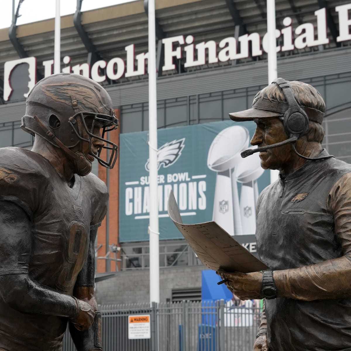 What Should Second Eagles Super Bowl Statue Look Like?
