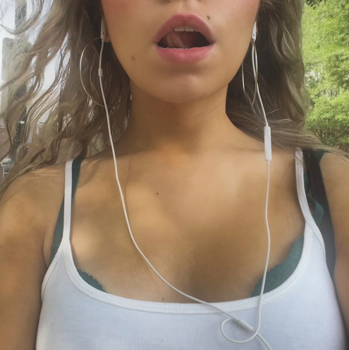 laura