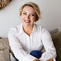 Clare Rowe's avatar
