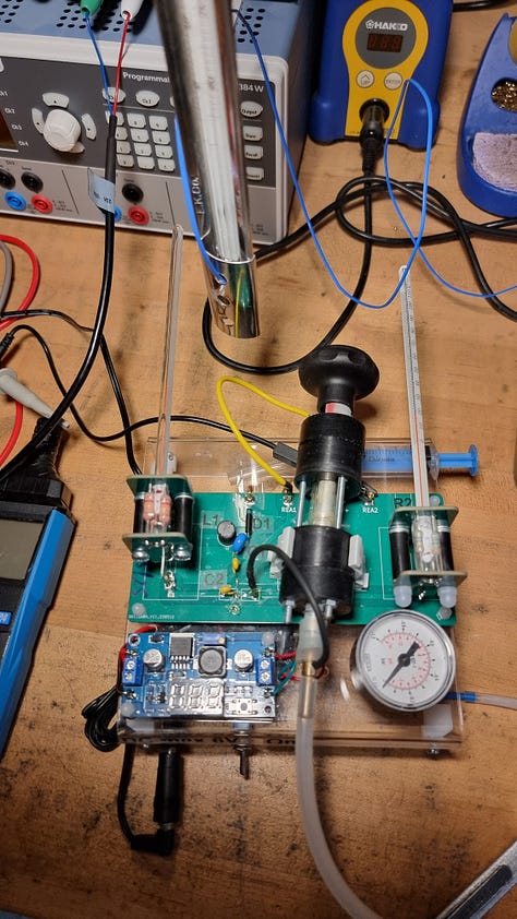 Detail Shots of Egely Energy Amplifier