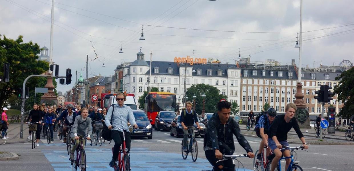 On any given workday more than 40,000 people cycle across Queen Louises Bridge On any given workday more than 40,000 people cycle across Queen Louises Bridge