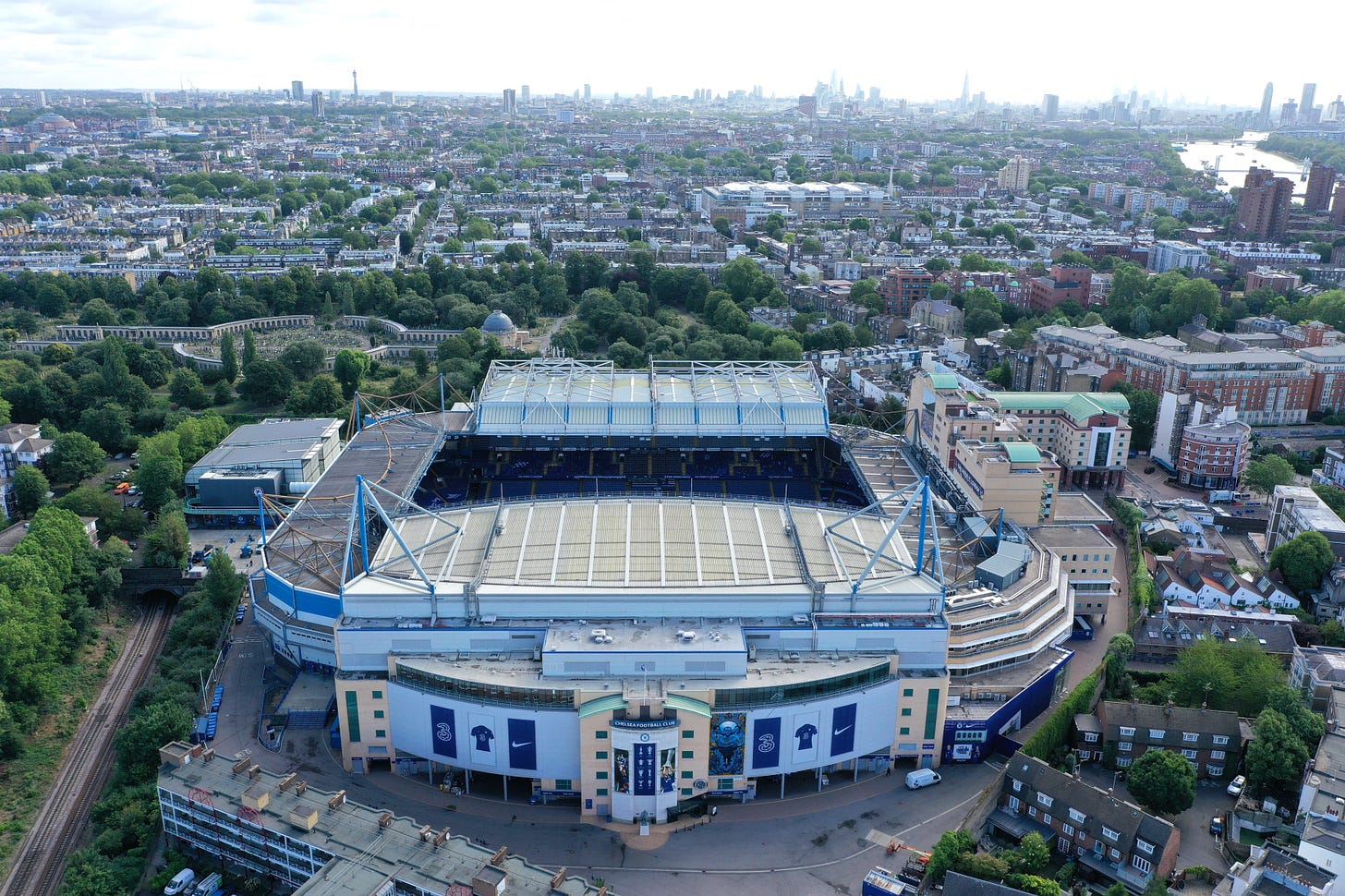 Chelsea FC on Twitter: &amp;quot;Stamford Bridge waiting for #CHEWAT... 😍🏡 Three  hours to go! https://t.co/qzDkZFWFjC&amp;quot; / Twitter