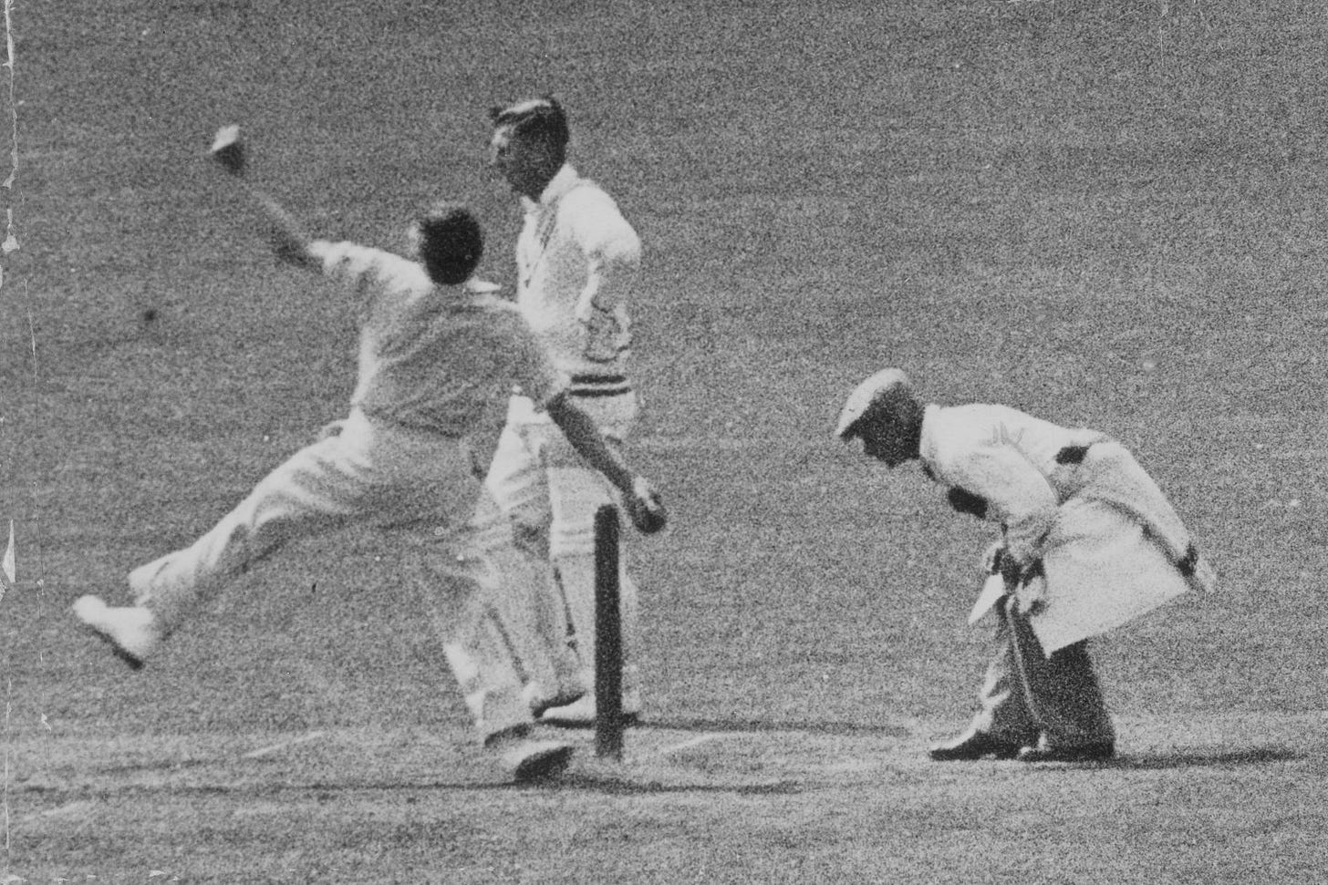 Textbook action and a strong physique – unmistakably Harold Larwood