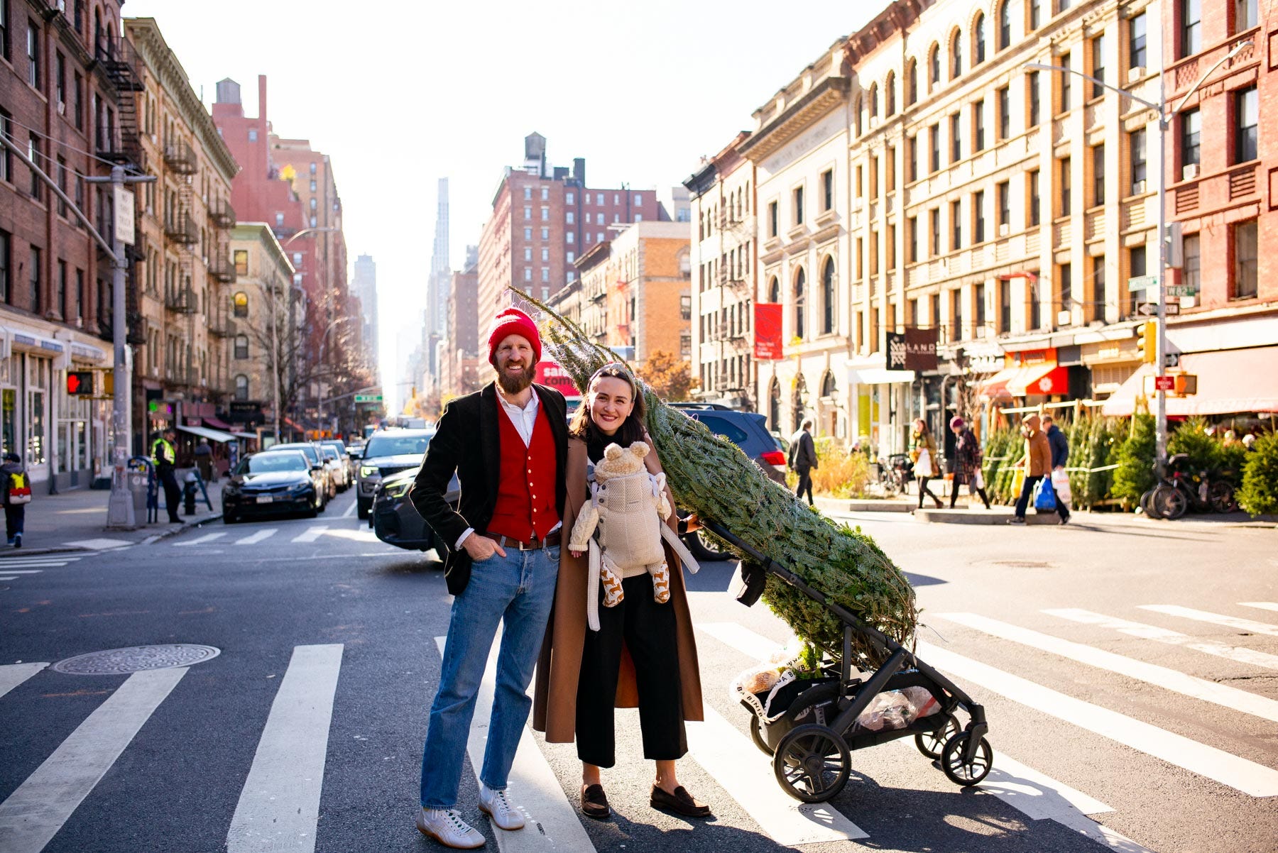 city sidewalk busy sidewalks dressed in holiday style The Five NYC Traditions I Eagerly Anticipate Even After Five Years the back yard wedding