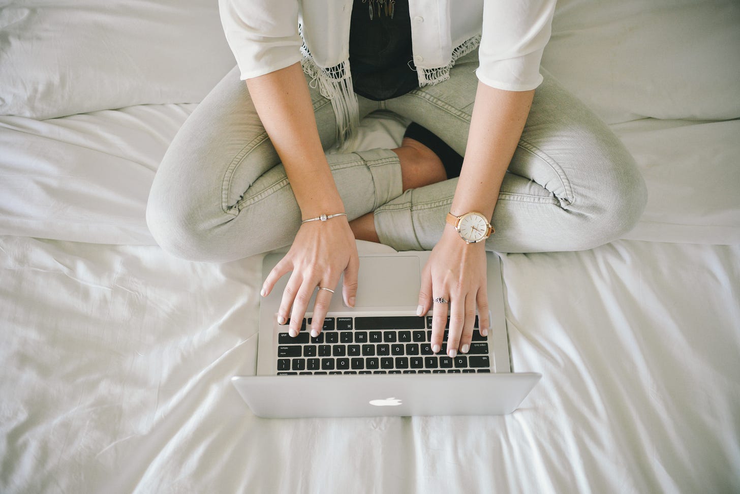 fashion-legs-notebook-working fashion-legs-notebook-working