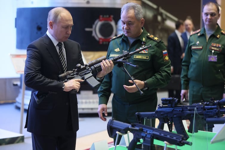 Spy vs Spy: Inside the Complex Web of Russia's Warring Intelligence Agencies Spy vs Spy: Inside the Complex Web of Russia's Warring Intelligence Agencies