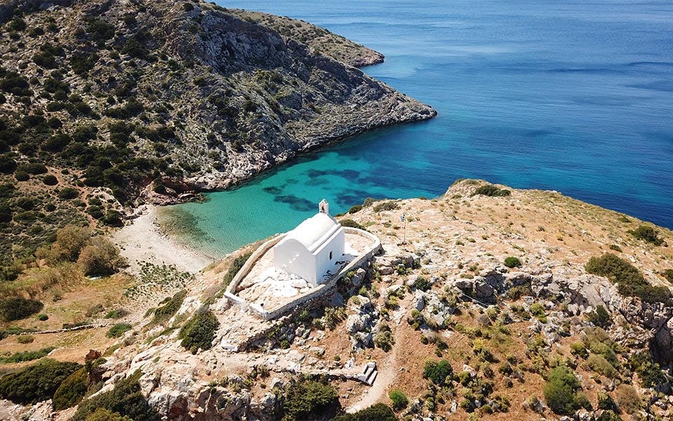 syros-galissas-shutterstock_1068951035
