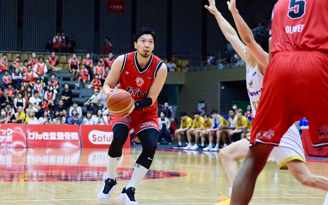 速く走れもしないし、ジャンプもできない」。それでも松井啓十郎が