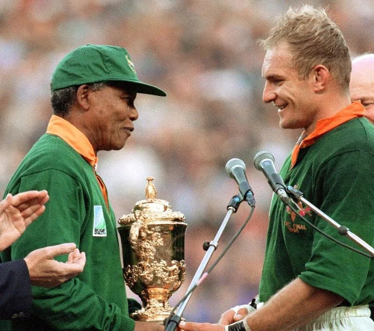 Mandela the secret weapon in 1995 Rugby World Cup final - Yahoo News Singapore Mandela the secret weapon in 1995 Rugby World Cup final - Yahoo News Singapore