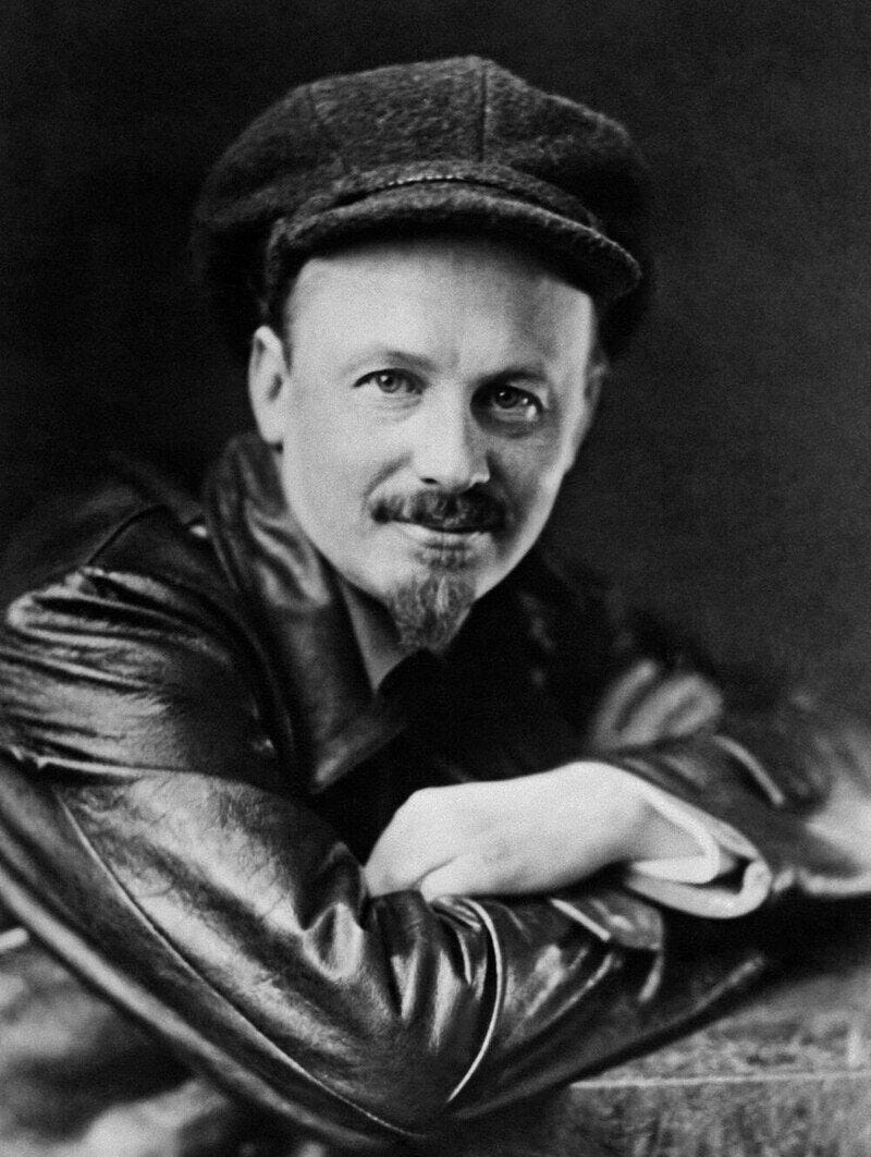 N.I._Bukharin_(1888-1938)_Crop