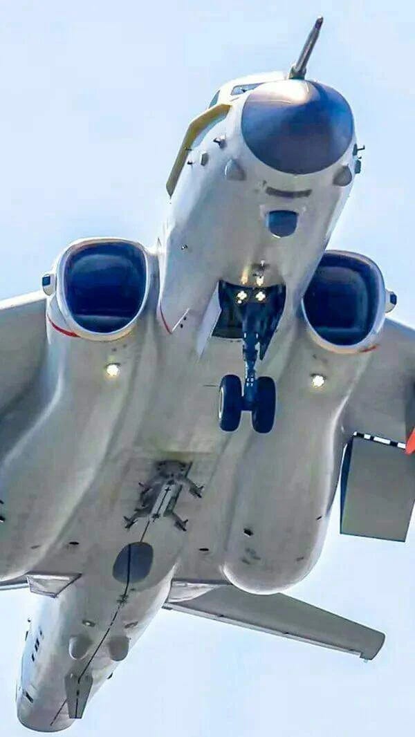 The semi-recessed centerline station on the modified fuselage of the H-6N The semi-recessed centerline station on the modified fuselage of the H-6N