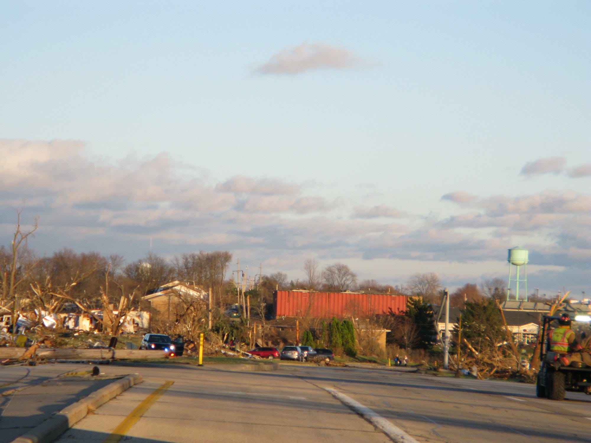 Tornado aftermath, Washington IL