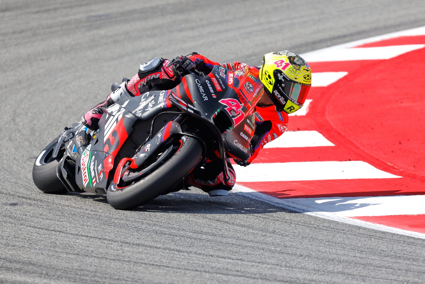 New record for Aleix Espargaró at the Circuit