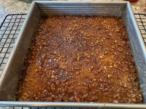 Quick Applesauce Cake