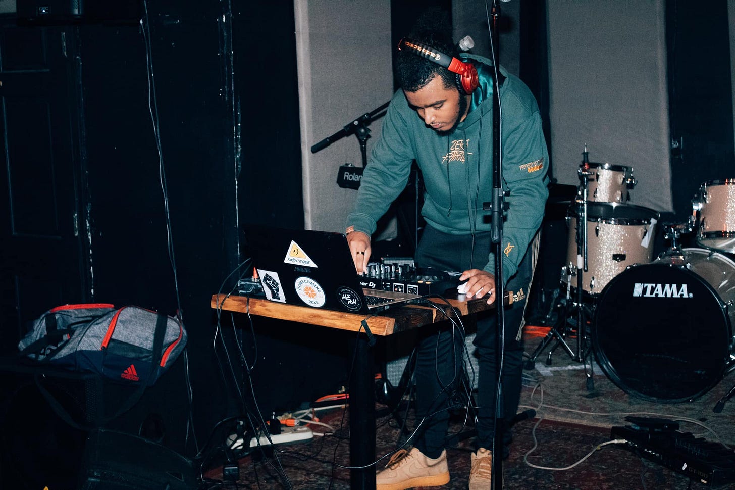 No photo description available.