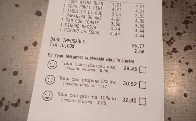 Un ticket en el establecimiento Labarra, en Barcelona. 