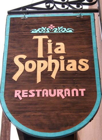 Santa_tia_sophias_sign_2 Santa_tia_sophias_sign_2