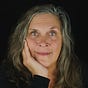 Betsy Thomas's avatar