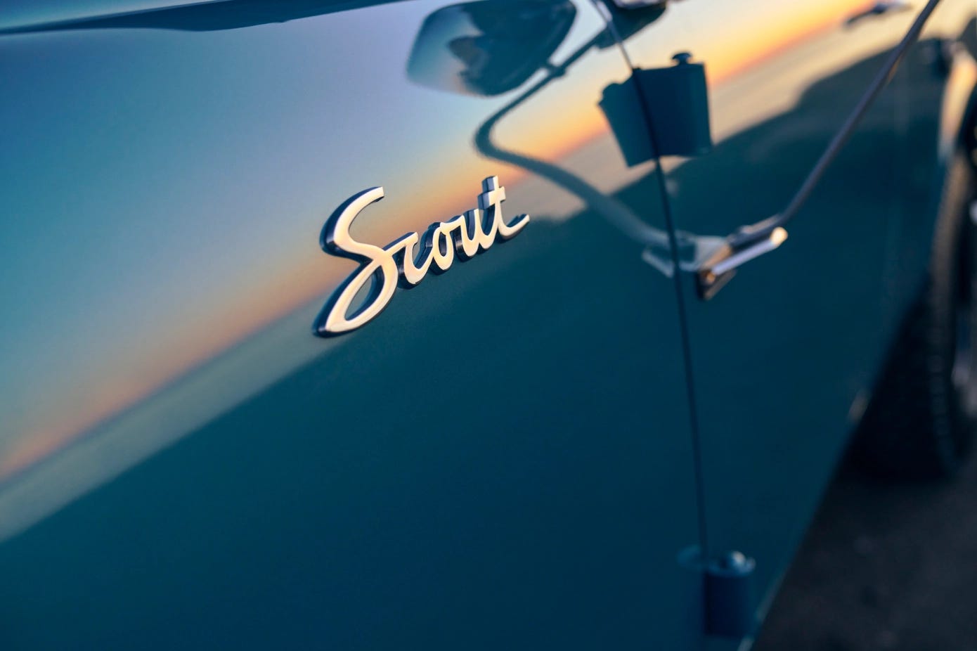 A close-up of the Scout logo on a blue fender.
