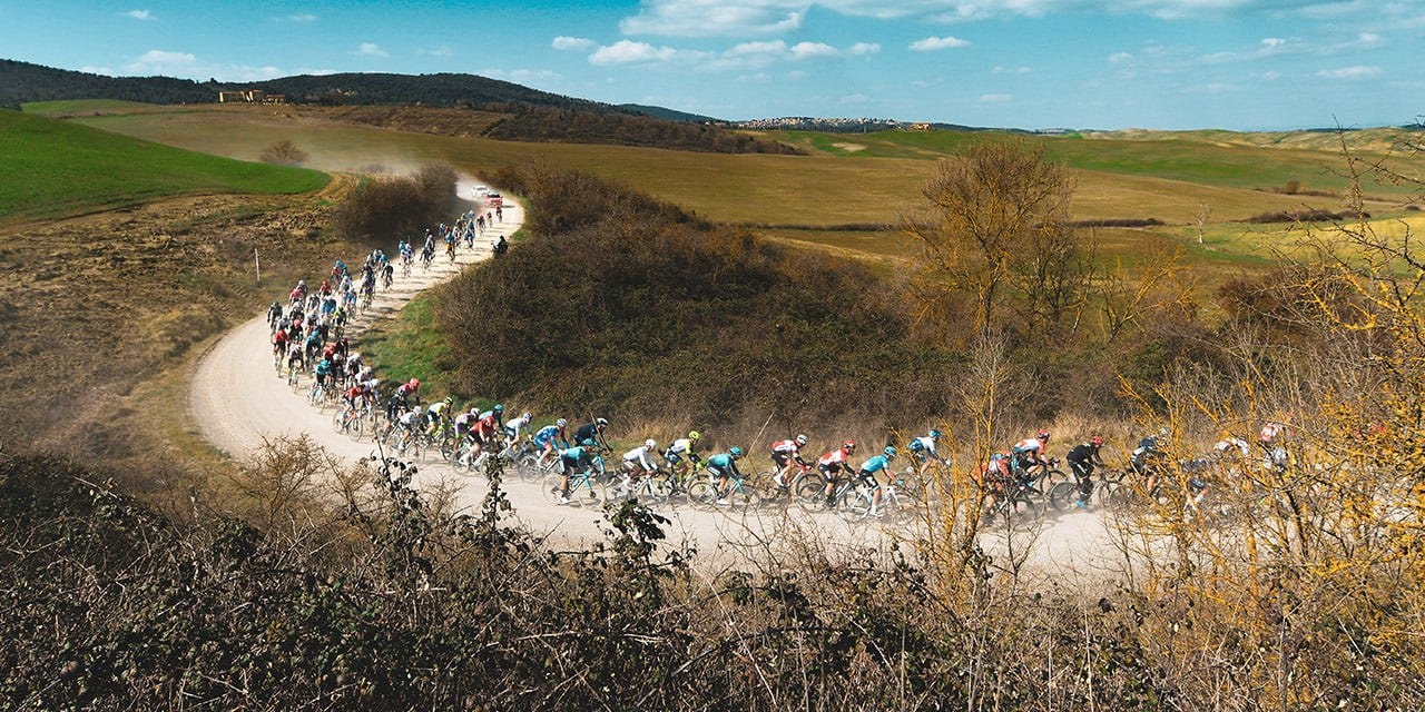 La rapida scalata ai vertici del ciclismo della Strade Bianche - Strade  Bianche 2026