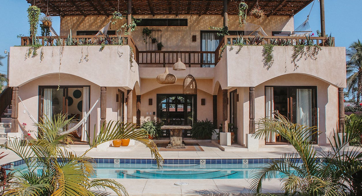 visit el paredon villa rosa