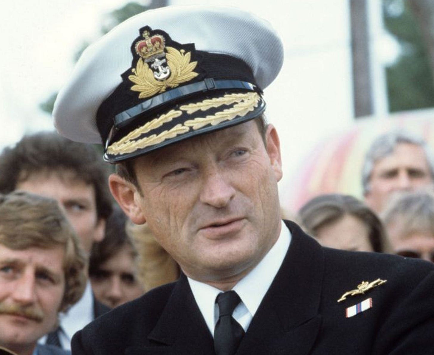 Sir John 'Sandy' Woodward: Admiral who led the British Task Force to the  Falklands in 1982 | The Independent | The Independent