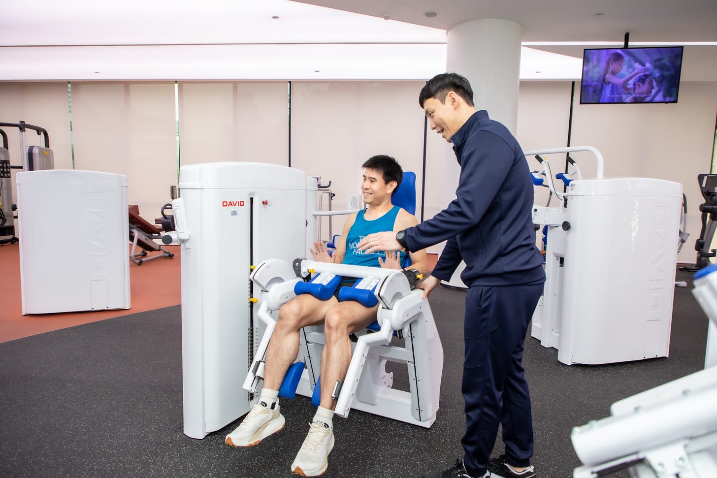Customer receives wellness treatment at a Thai clinic as Thailand and Indonesia discuss preventive healthcare collaboration.