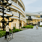 Why are stores closing in droves in China's tier-1 cities?