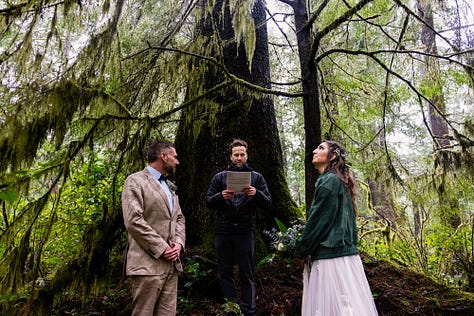 Cannon Beach elopement photograhy by Chasers of the Light
