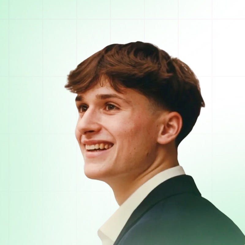 Photo de profil de Gregoire Chapelon Photo de profil de Gregoire Chapelon