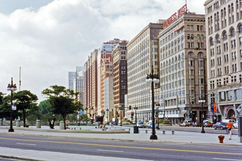 A classic view looking south along Michigan Avenue from Van Buren, bordering Grant Park, Chicago, July 1996. A classic view looking south along Michigan Avenue from Van Buren, bordering Grant Park, Chicago, July 1996.