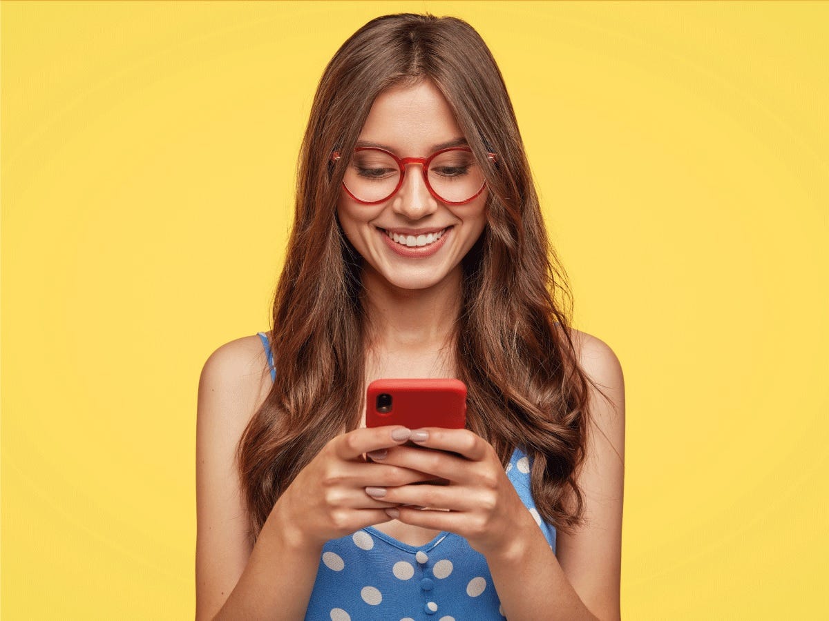 The Goan EveryDay: Glued to your phone? Gen Z's smartphone addiction can  boost compulsive buying