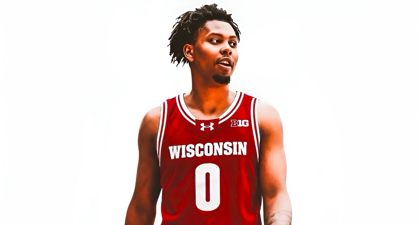 Wisconsin Badgers wing Eian Elmer.