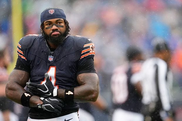 Running back D'Andre Swift (4) of the Chicago Bears reacts against the Minnesota Vikings during the first quarter at Soldier Field on Sunday, Sept. 20, 2026. (Patrick McDermott/Getty Images)