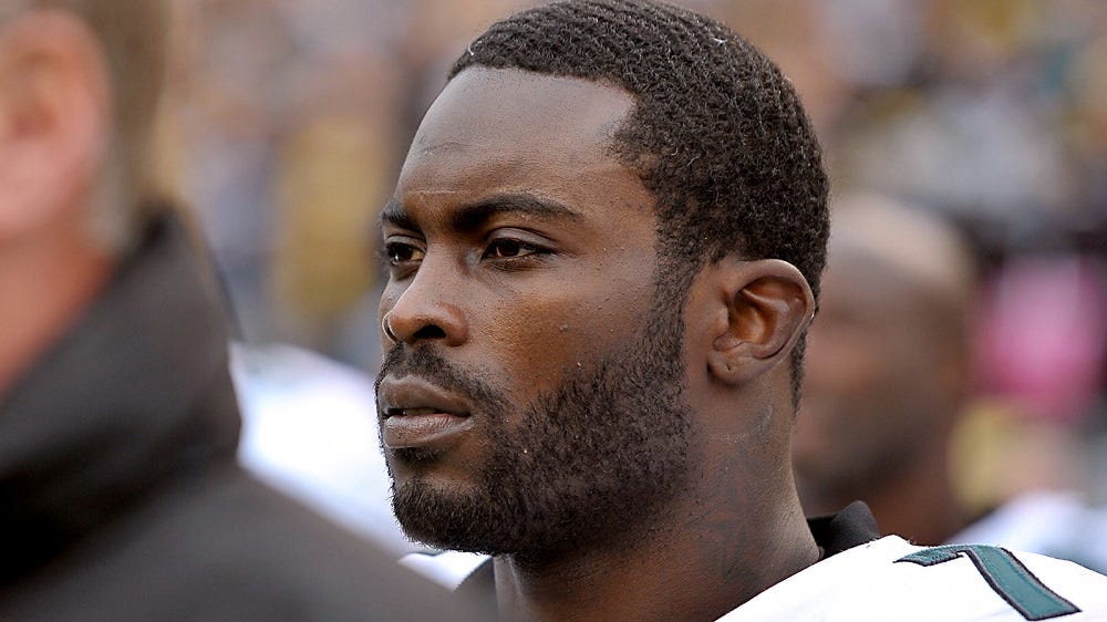 Michael Vick Return to Georgia Dome Reaction 2017 images Michael Vick Return to Georgia Dome Reaction 2017 images