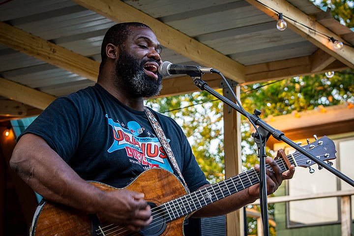 Michael Kately / photos by Troy Larson © FallstownFUSE